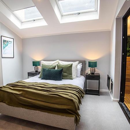 Modern & Chic One Bedroom Apartments In Fitzrovia By Sojo Stay 런던 외부 사진