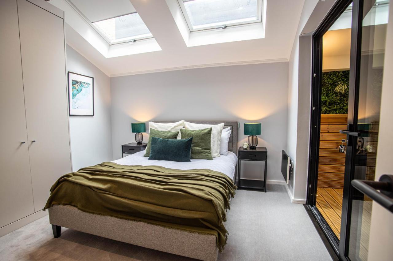 Modern & Chic One Bedroom Apartments In Fitzrovia By Sojo Stay 런던 외부 사진