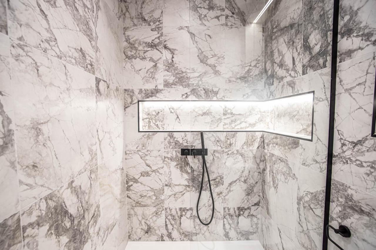 Modern & Chic One Bedroom Apartments In Fitzrovia By Sojo Stay 런던 외부 사진