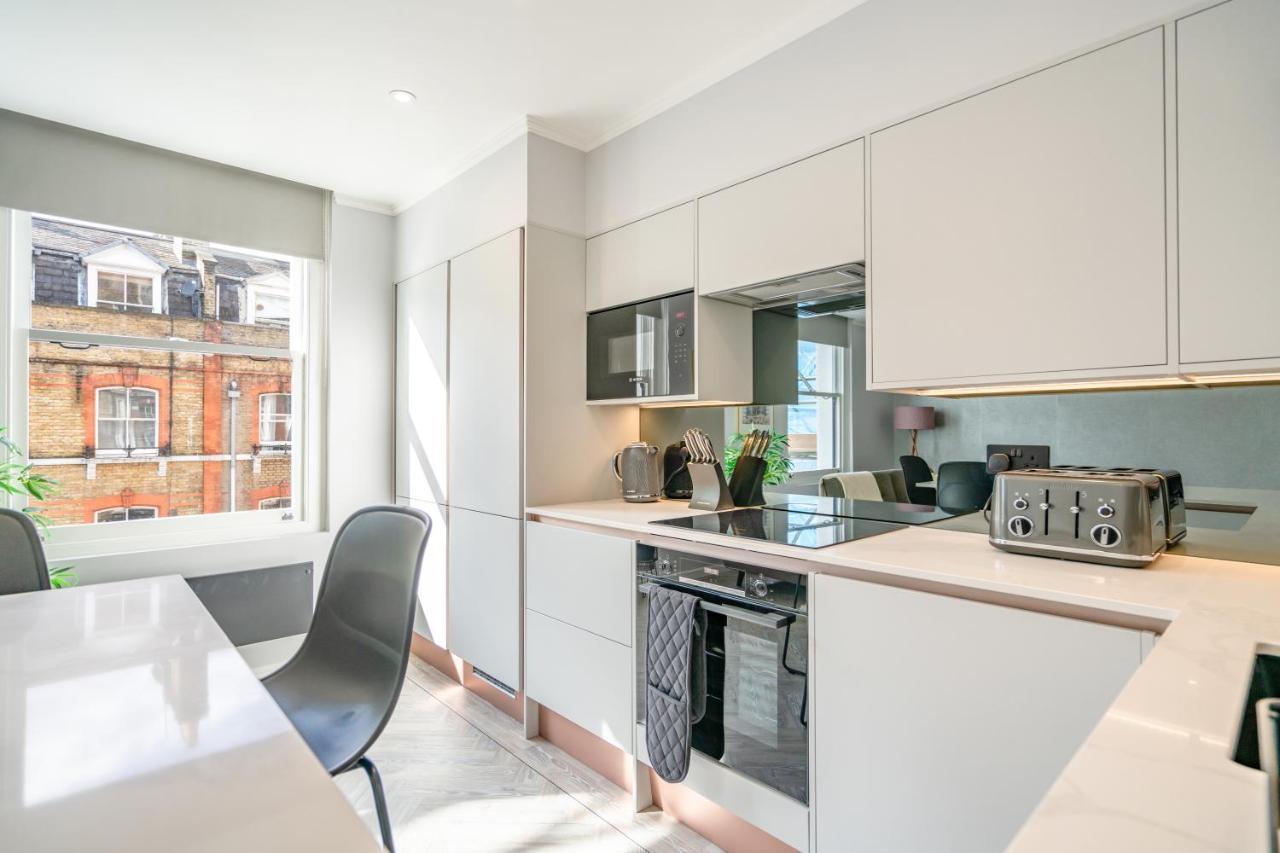 Modern & Chic One Bedroom Apartments In Fitzrovia By Sojo Stay 런던 외부 사진