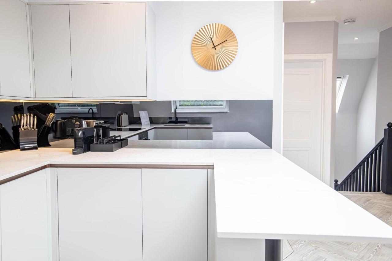 Modern & Chic One Bedroom Apartments In Fitzrovia By Sojo Stay 런던 외부 사진