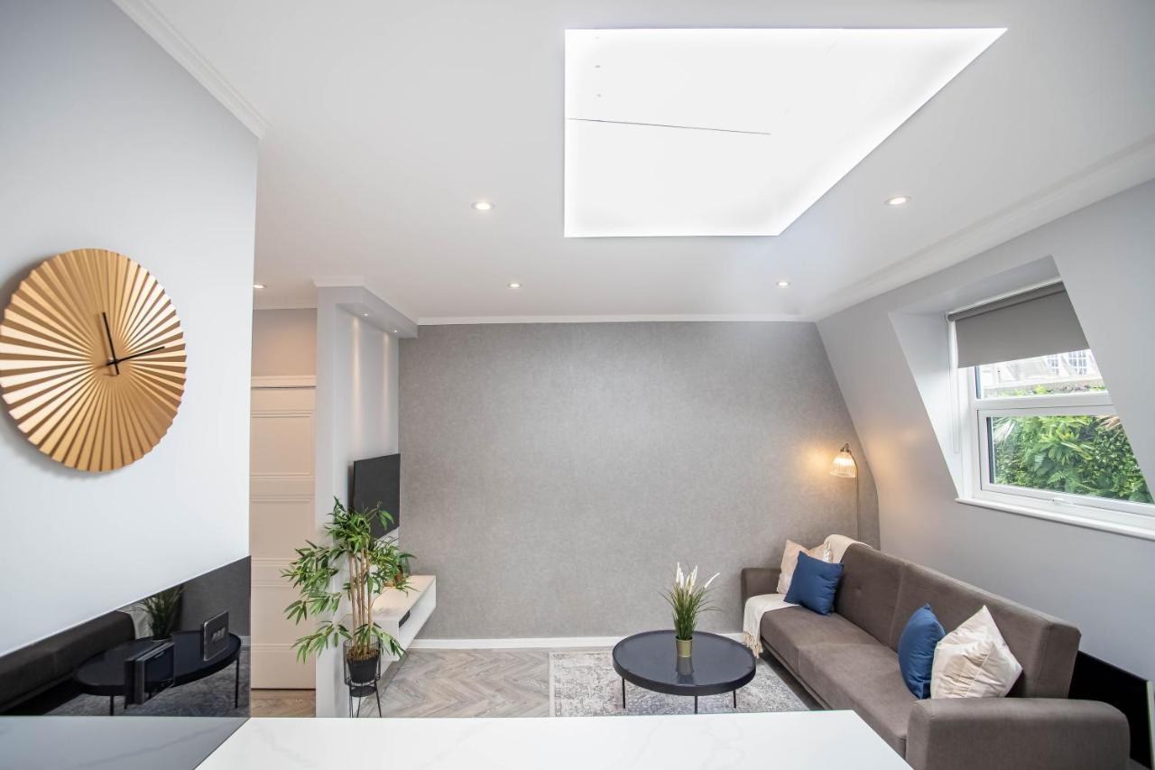 Modern & Chic One Bedroom Apartments In Fitzrovia By Sojo Stay 런던 외부 사진