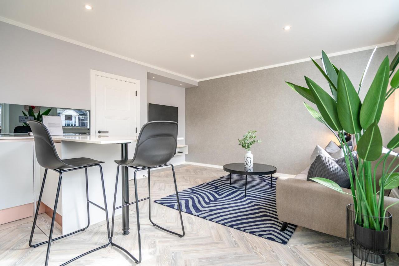 Modern & Chic One Bedroom Apartments In Fitzrovia By Sojo Stay 런던 외부 사진