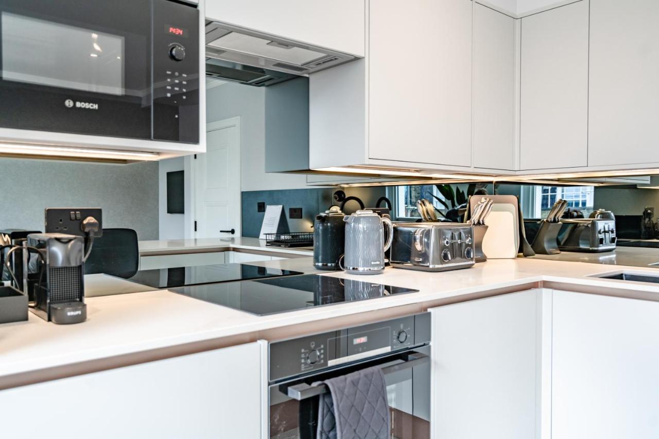 Modern & Chic One Bedroom Apartments In Fitzrovia By Sojo Stay 런던 외부 사진